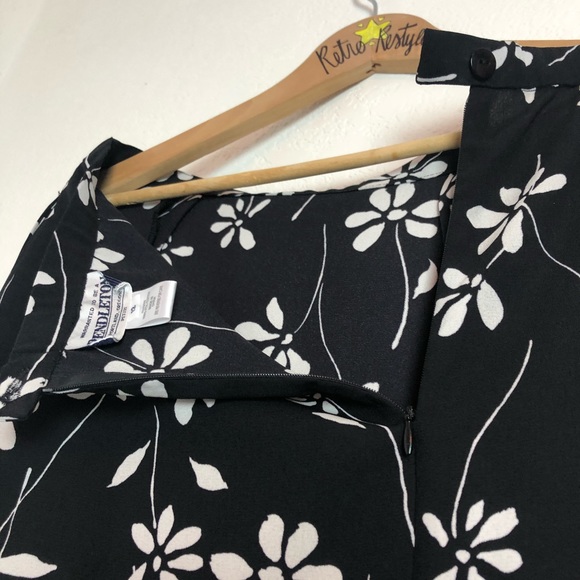 🌟 Pendleton 🌟 Floral Black & White Skirt Set - Picture 14 of 14